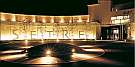 HOTEL SETRE�i�z�e�� �Z�g���j�F���C�g�A�b�v���ꂽ�O�ςɕ����яオ��r�d�s�q�d�̕����B�ʐ^�B�e�X�|�b�g�Ƃ��Ă������߁I�I
