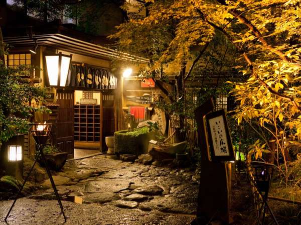 いこい旅館玄関