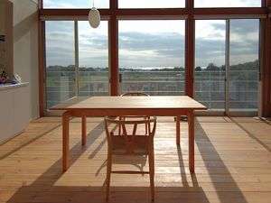 Vacation House & Studio ���E�t�@�[�����l�F�V�䍂�Sm�A�L��23��B�X�^�C���b�V���Ȗk���e�C�X�g�̉Ƌ�œ��ꂳ��A�J�����ɂ��ӂ��Q�X�g���[��