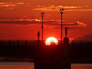 �X�[�p�[�z�e�����H�w�O�F���H��\�̎ʐ^�X�|�b�g�̕������ւ̓z�e�����k���P�O���ł��B
