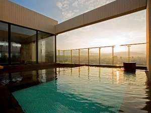 CANDEO�@HOTELS�i�J���f�I�z�e���Y�j��ÌF�{��`�F�X�J�C�X�p�œ��̏o���}�����ґ�@���ʐ^�͒j���p�ɂȂ�܂�
