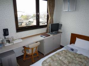 ��c�O���[���z�e���F�R���q�ɂ�]�ށA�V���O���`