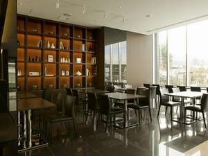 CANDEO HOTELS (�J���f�I�z�e���Y)����F���H���̃J���f�I�v���U�͂������ȓ��قŒ��z���C�����C�C�B