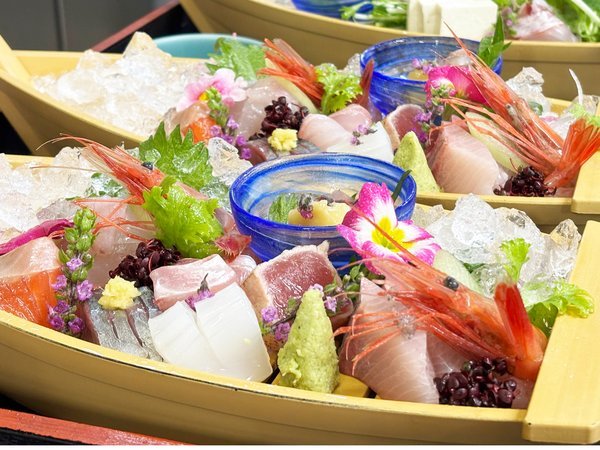 盛込舟 網付き 大漁 刺し身 舟盛り 料亭 ホテル 旅館 盛込舟 網付き 大漁 刺し身 舟盛り 料亭 ホテル 旅館 夕朝2食付