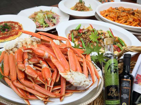贅沢 エミナース自慢のズワイ蟹食べ放題 ディナーバイキングプラン