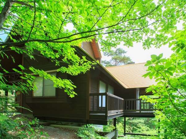 プレミアムコテージ 夕食はホテルディナー 選べる会席またはフレンチ シモンズベッドの眠り快適ステイ 全棟温泉付の広々プライベート空間 アンビエント安曇野コテージ 宿泊予約は じゃらん