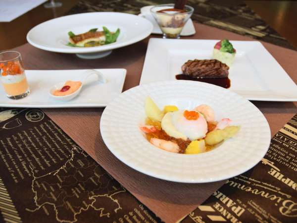 早割 スタンダードセレクション 軽井沢の優雅な休日 温泉 創作フレンチディナー 一つ星 季節のメニ 軽井沢倶楽部 ホテル軽井沢1130 宿泊予約は じゃらん