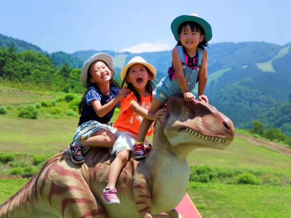 1泊2食付 リゾートパスポート付プラン 芝そり パークゴルフで高原遊び 屋内で楽しむ温水プールも 勝山東急リゾート ホテルハーヴェストスキージャム勝山 宿泊予約は じゃらん