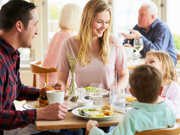 家族で嬉しい特典満載 ハッピーファミリープラン 朝食付 レストラン利用25 Off ヒルトン名古屋 宿泊予約は じゃらん