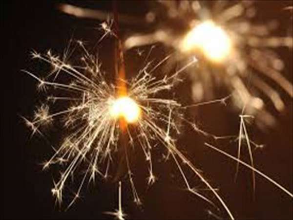 花火セットをプレゼント グランピングの〆は 花火できまり bbqの後 ミンナで花火を楽しもう コテージ蒜山の森 全棟に屋根付bbqデッキ 宿泊予約は じゃらん 花火セットをプレゼント グランピングの〆は 花火できまり bbqの後 ミンナで花火を楽しもう コテージ蒜山の森 全棟に屋根付bbqデッキ 宿泊予約は じゃらん