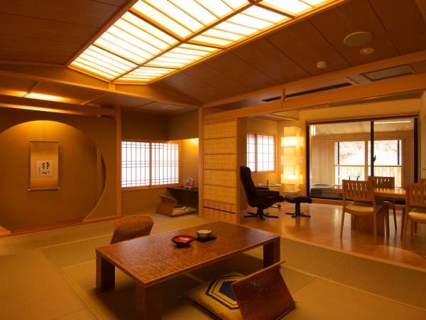 豪華客間テーブル鶴