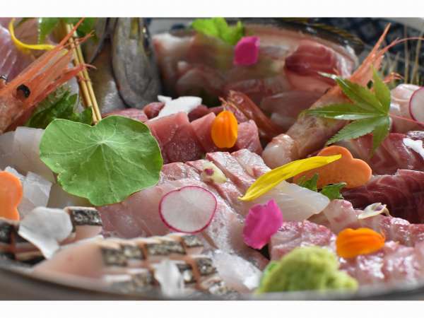 たっぷり丹後旬の海の幸を堪能！「地魚造り盛コース」！旬の地魚・地 