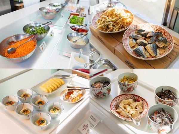エルセラーン　●エルシェラ30シリーズ3本　●ロイヤルサンプル　9個 朝食付】カフェテラスでフラワープールを囲んでの朝食を。 ホテル