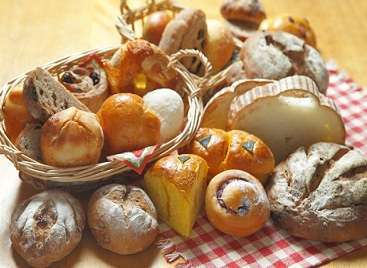 特別な日の記念日プラン 蓼科牛のステーキと白馬の有名ケーキ屋さんの手作りケーキ付 ペンション アルプス白馬 宿泊予約は じゃらん