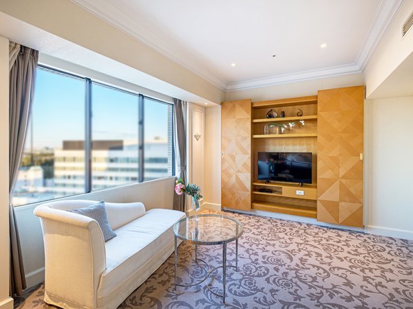 高層階確約】62㎡超のスイートルーム！ReFaシャワーヘッドや上質