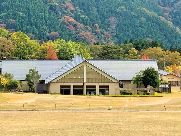 マキノ高原温泉 当ホテル スタンダード 温泉券付き 得々プラン 2食付 奥琵琶湖マキノグランドパークホテル 宿泊予約は じゃらん