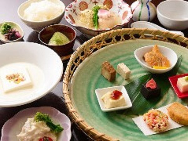 京都の名店35店舗以上の提携飲食店で晩ごはんプラン 夕食券セット 3 000円お食事券 1名 天然温泉 御所の湯 スーパーホテル京都 四条河原町 宿泊予約は じゃらん