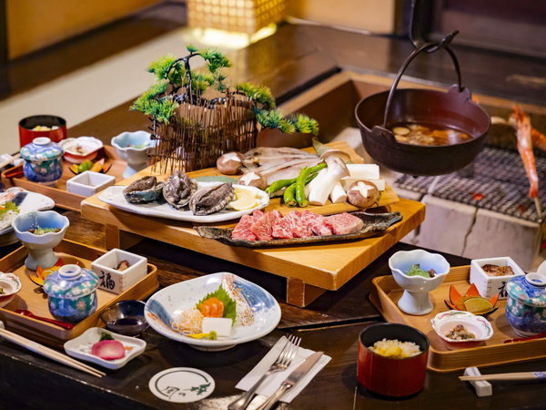 囲炉裏◇炉端会席】＜ご夕食時間：19:00～20:45＞山海の幸の炭火焼き