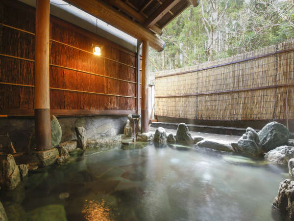 一人旅 近畿随一の天然ラドン温泉 夕食は本格季節の会席を堪能 別荘style旅館 赤目温泉 湯元赤目 山水園 宿泊予約は じゃらん