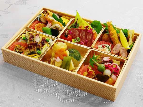 夏休みver 夕食お部屋食or個室会食場 ちょっぴり贅沢な特選弁当 プール 花火でenjoy Summer 奥州秋保温泉 蘭亭 宿泊予約は じゃらん