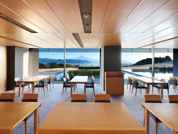 日本平ホテル」で過ごす ラグジュアリーステイ 上品な和食会席付 日本