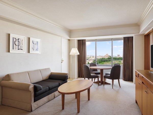 クラブスイートルーム》 72㎡の豪華空間でくつろぎのステイを◇クラブ