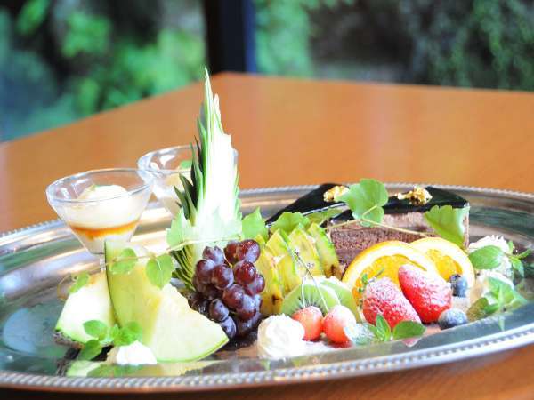 記念日 大切な人と特別なお時間を 思い出作りをサポート致します 養老温泉 秘湯の宿 滝見苑 宿泊予約は じゃらん