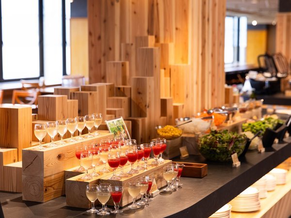 朝食付 基本プラン】チェックアウト11時で最大20時間stay!諏訪湖の景色