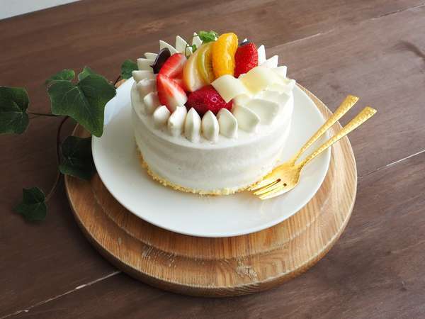 記念日 ビュッフェ ケーキ スパークリングワインで素敵な誕生日を演出 2食付き Shirahama Key Terrace Hotel Seamore ホテルシーモア 宿泊予約は じゃらん