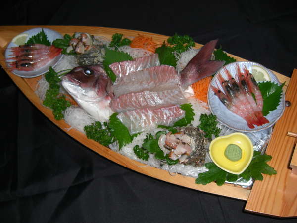 美味しい答志島 鯛 サザエの舟盛り付きおまかせ会席プラン 家族旅行応援 山幸園 やまこうえん 宿泊予約は じゃらん