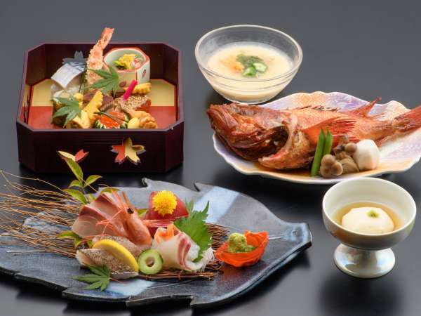 当館おすすめ】 新鮮！海の幸を満喫♪ 豪華な ≪ 舟盛り ≫ を 地酒