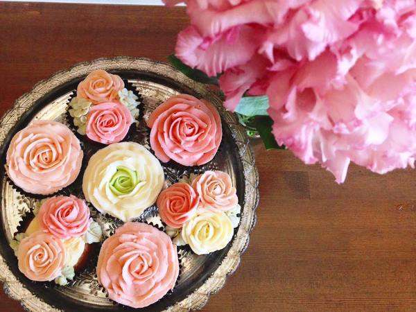 カップケーキ ドリンク特典付 女子会 記念日 お祝いに サプライズ対応もいたします 1泊2食 自家製野菜が自慢 野沢の民宿 竹屋 宿泊予約は じゃらん