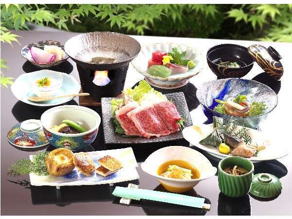 朝夕部屋食ｘ貸切風呂 夕食も朝食もお部屋でゆっくり 貸切50分無料 完全プライベートな湯っくり旅 伊香保温泉 雨情の湯 森秋旅館 宿泊予約は じゃらん