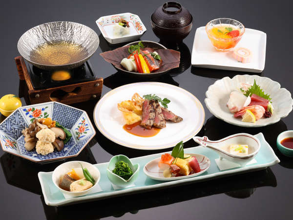 和洋折衷会席プラン】広々ダイニングでご用意する旬の会席料理 下呂 