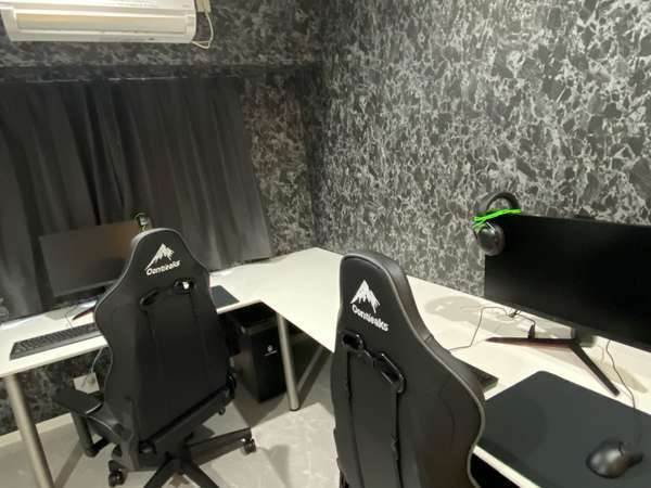 eスポーツ用PC設置2台】ゲーミングソファールーム【素泊り】※利用説明 
