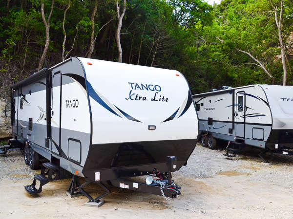 プライベート空間で密回避 アウトドア旅 高級感溢れる室内が人気 トレーラーハウス ニュータンゴ グランパスｉｎｎ白浜 宿泊予約は じゃらん