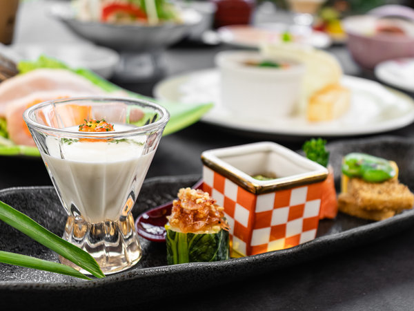 骨董祝い膳おもてなし膳2名様10点A57