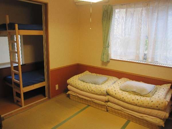 のんびり和室ファミリールーム 冷暖房無料 熊本ゲストハウス リトルアジア 宿泊予約は じゃらん