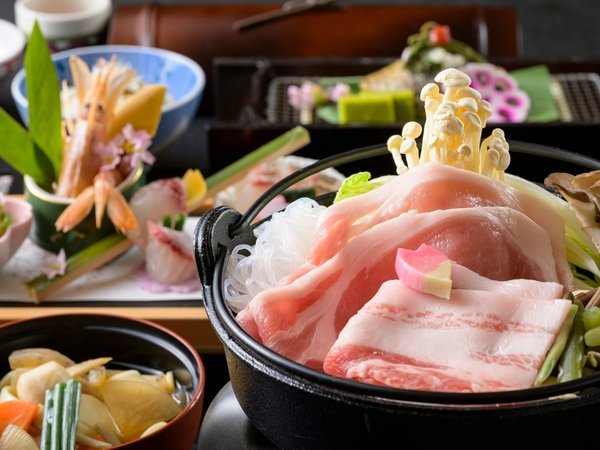 千樹館スタンダードプラン】黄金白銀の2湯と郷土の味覚を堪能