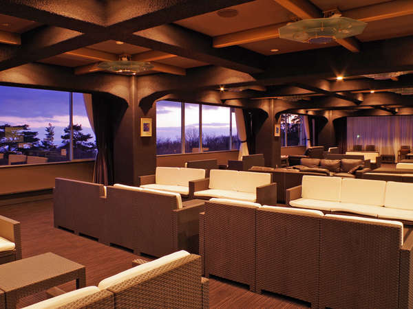 50歳以上限定 ちょっと大人 の癒し旅プラン 六甲山で山岳リゾート 特典付き 夜景と星空と神戸牛を楽しむ宿 グランドホテル六甲スカイヴィラ 宿泊予約は じゃらん