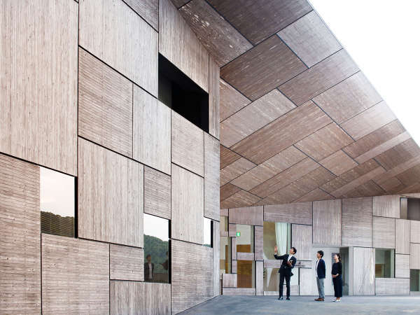 長崎満喫アクティビティ 隈健吾氏 ガーデンテラス長崎 館内見学ツアー 朝食付 ガーデンテラス長崎 ホテル リゾート 宿泊予約は じゃらん