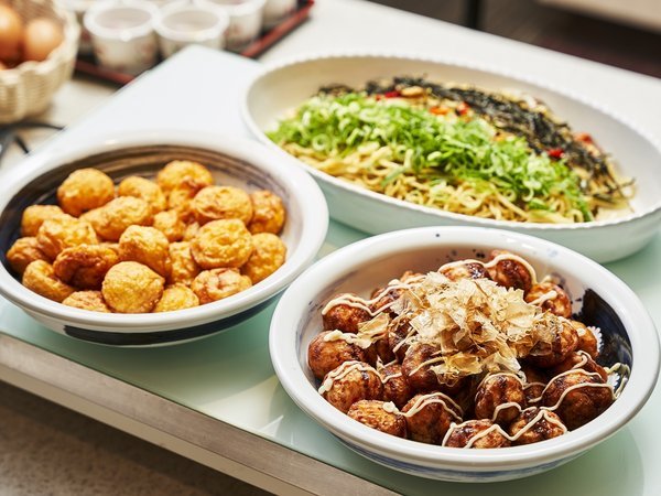 ご朝食 8:00～】遅めの朝食でお得なプラン【3名利用】＜地中海×神戸