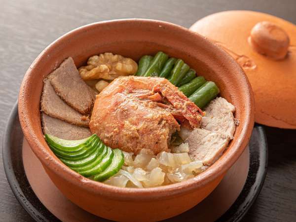 薬膳料理】からだ喜ぶ♪本場上海の『薬膳料理懐石』を堪能する