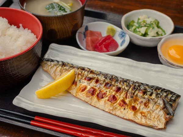 朝食付 選べる焼魚定食と小鉢 美味しいしっかり朝ごはん ご飯を食べる楽しさを味わえます アパホテル 東京九段下 宿泊予約は じゃらん