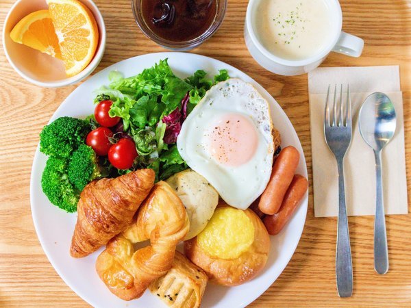 朝食付】焼き立てパンが食べ放題♪ビュッフェ形式の朝食付♪中島公園駅