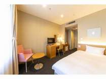 �z�e�������h�}�[�N�a�̎R