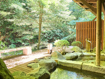 �΂ƌk���ɕ����ꂽ��������̏h�@��������×���