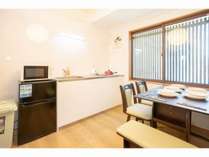 �d�m�q�`�j�t