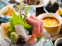 �{������@��T��