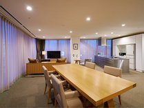 �X���[�E�G���l�X